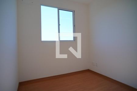 Quarto 2 de apartamento para alugar com 2 quartos, 45m² em Rubem Berta, Porto Alegre