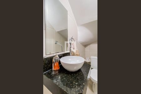 Lavabo de casa à venda com 3 quartos, 110m² em Vila Feliz, São Paulo