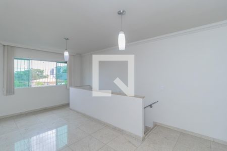 Sala 2 de apartamento à venda com 4 quartos, 146m² em Heliópolis, Belo Horizonte