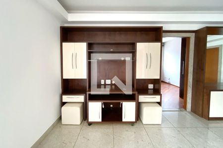 Sala - Armários de apartamento à venda com 4 quartos, 121m² em Santa Efigênia, Belo Horizonte