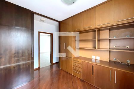 Escritório de apartamento à venda com 4 quartos, 121m² em Santa Efigênia, Belo Horizonte