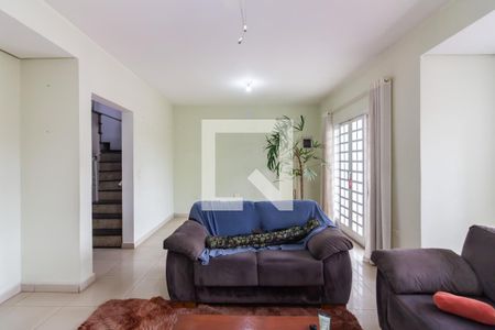 Sala  de casa à venda com 4 quartos, 200m² em Jardim Primeiro de Maio (chacara Fazendinha), Osasco