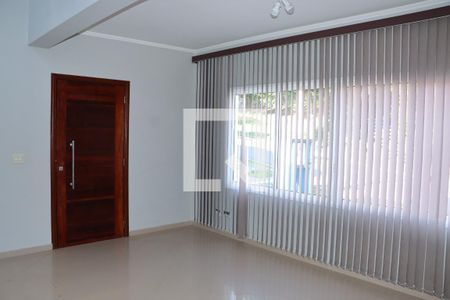 Casa de Condomínio para alugar com 3 quartos, 191m² em Rio Cotia, Cotia