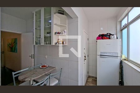 Cozinha e Área de Serviço de apartamento para alugar com 3 quartos, 131m² em Serra, Belo Horizonte