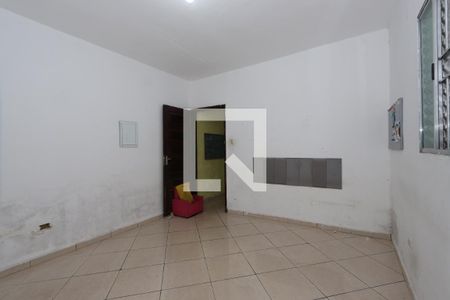 Quarto 1 de casa para alugar com 2 quartos, 80m² em Jardim Guairaca, São Paulo