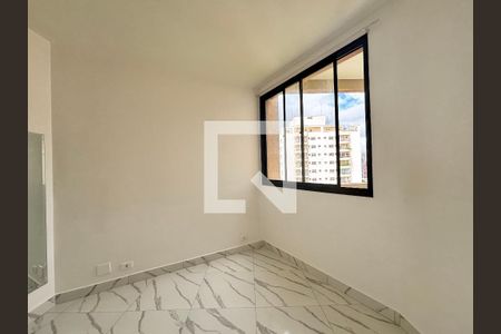 Quarto de apartamento para alugar com 1 quarto, 42m² em Indianópolis, São Paulo