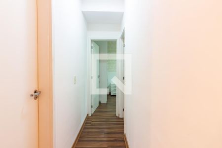 Corredor de apartamento para alugar com 2 quartos, 54m² em Bussocaba, Osasco