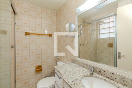 Banheiro da Suíte de apartamento à venda com 1 quarto, 38m² em Centro Histórico, Porto Alegre