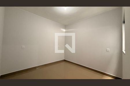 Quarto 01 de apartamento para alugar com 2 quartos, 60m² em Riacho Fundo Ii, Brasília