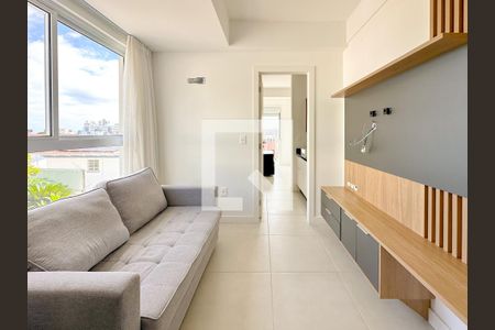 Sala de TV de apartamento para alugar com 1 quarto, 35m² em Coqueiros, Florianópolis