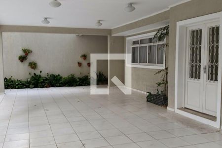 Casa à venda com 4 quartos, 291m² em Jardim Marajoara, São Paulo