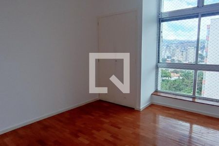 Apartamento à venda com 4 quartos, 304m² em Floresta, Belo Horizonte