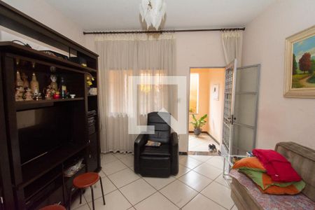 Casa à venda com 4 quartos, 211m² em Pindorama, Belo Horizonte