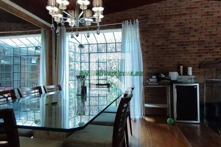 Casa à venda com 3 quartos, 400m² em Paineiras do Morumbi, São Paulo