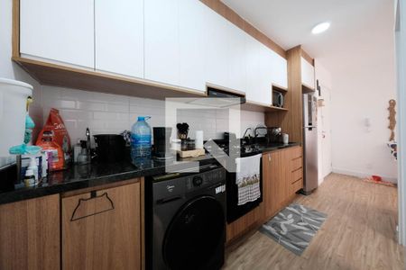 Sala/Cozinha de apartamento à venda com 2 quartos, 34m² em Vila Guilhermina, São Paulo