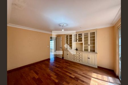 Sala  de casa à venda com 3 quartos, 300m² em Granja Julieta, São Paulo