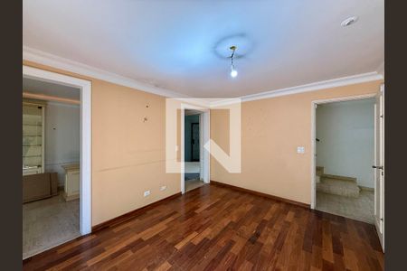 Sala  de casa à venda com 3 quartos, 300m² em Granja Julieta, São Paulo