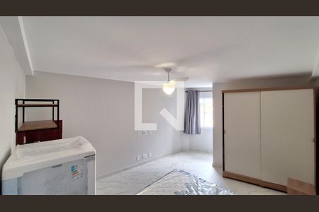 Sala/Quarto/Cozinha de kitnet/studio para alugar com 1 quarto, 30m² em Barra Funda, São Paulo