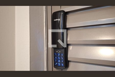 Fechadura eletrônica de kitnet/studio para alugar com 1 quarto, 30m² em Barra Funda, São Paulo