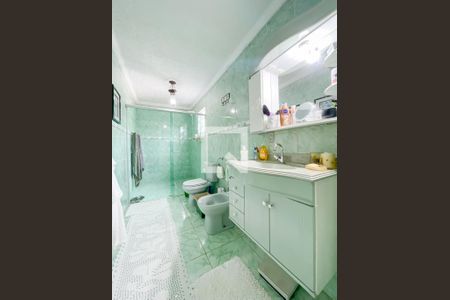 Banheiro da Suíte de casa à venda com 3 quartos, 181m² em Santo Antônio, Osasco