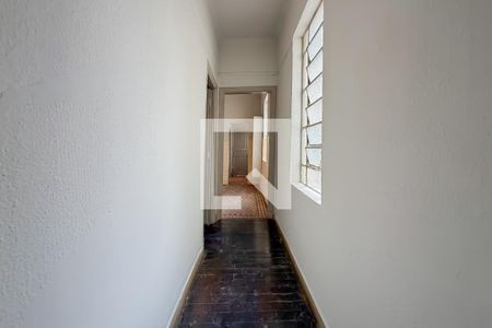 Corredor de casa para alugar com 1 quarto, 60m² em Liberdade, São Paulo