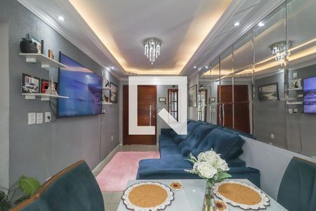 Casa à venda com 2 quartos, 160m² em Mário Quintana, Porto Alegre