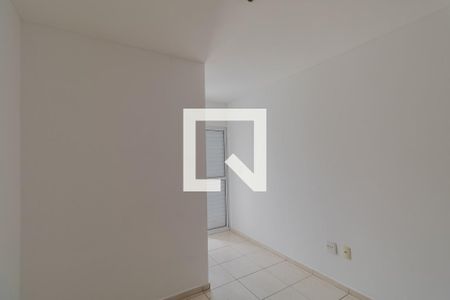 Quarto de casa para alugar com 2 quartos, 60m² em Vila Ré, São Paulo