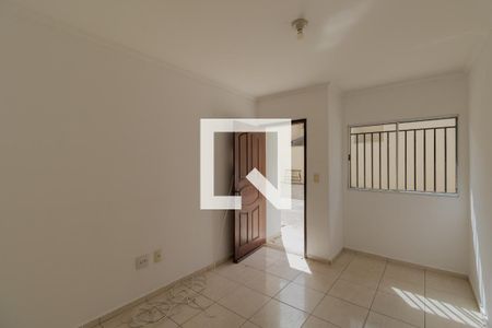 Sala de casa para alugar com 2 quartos, 60m² em Vila Ré, São Paulo