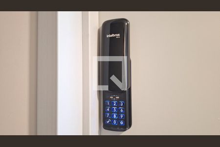 Fechadura eletrônica de kitnet/studio para alugar com 1 quarto, 30m² em Barra Funda, São Paulo