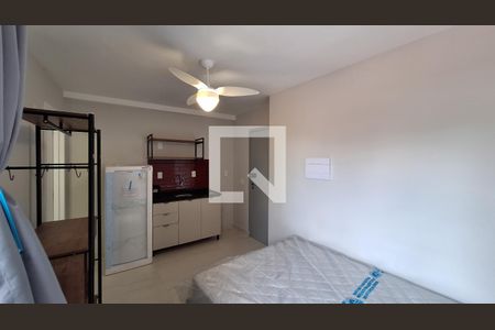 Sala/Quarto/Cozinha de kitnet/studio para alugar com 1 quarto, 22m² em Barra Funda, São Paulo
