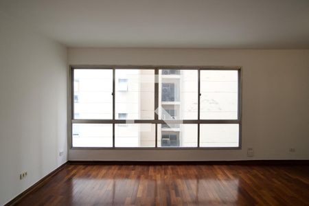 Apartamento para alugar com 4 quartos, 130m² em Cerqueira César, São Paulo