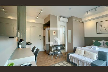 Sala de kitnet/studio para alugar com 1 quarto, 27m² em Vila Madalena, São Paulo