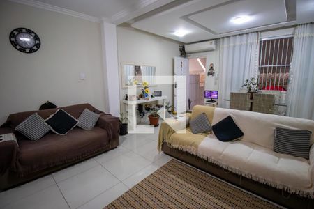 Sala de casa à venda com 2 quartos, 140m² em Vila da Penha, Rio de Janeiro