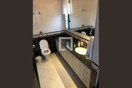 Banheiro de casa à venda com 3 quartos, 223m² em Jardim Sao Jose, São Paulo