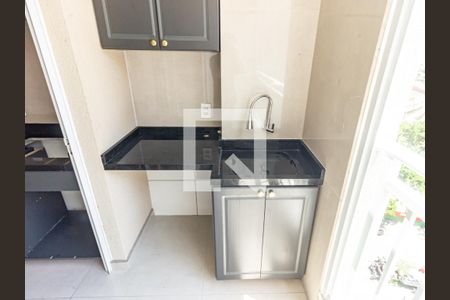 Varanda e Área de Serviço de apartamento para alugar com 2 quartos, 40m² em Canindé, São Paulo