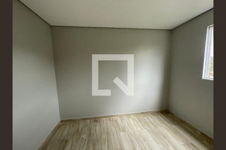 Quarto 2 de apartamento para alugar com 2 quartos, 46m² em Parque Rincao, Cotia