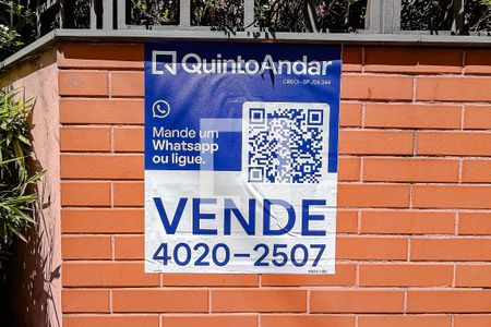 Plaquinha de apartamento à venda com 3 quartos, 70m² em Cambuci, São Paulo