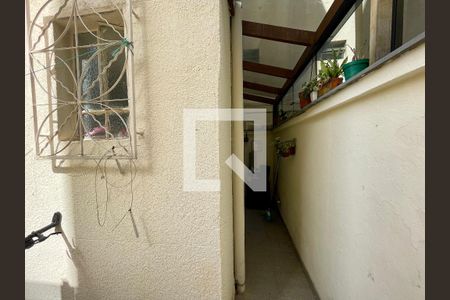 Apartamento para alugar com 2 quartos, 103m² em Sagrada Família, Belo Horizonte