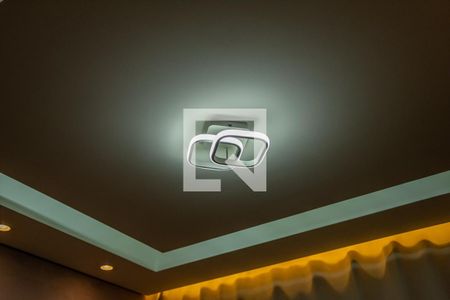 Detalhe Sala-Lustre de apartamento para alugar com 2 quartos, 44m² em Jardim Boer I, Americana