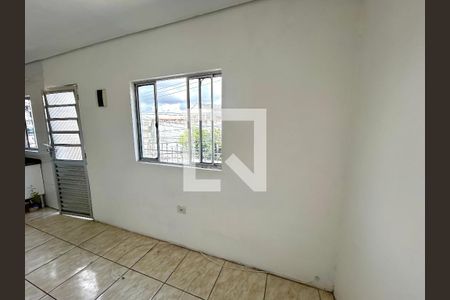Sala de casa para alugar com 1 quarto, 35m² em Parque Renato Maia, Guarulhos