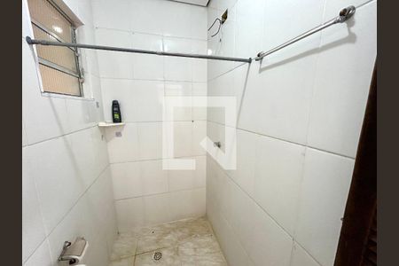 Banheiro de casa para alugar com 1 quarto, 35m² em Parque Renato Maia, Guarulhos