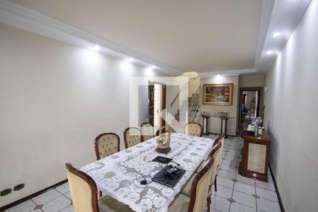 Sala  de casa para alugar com 4 quartos, 250m² em Vila Medeiros, São Paulo