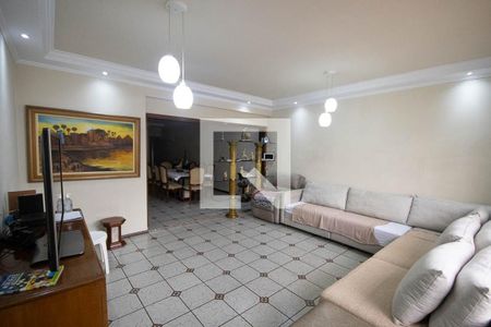 Sala  de casa para alugar com 4 quartos, 250m² em Vila Medeiros, São Paulo