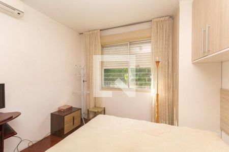 Quarto 1 de apartamento para alugar com 2 quartos, 86m² em Navegantes, Porto Alegre