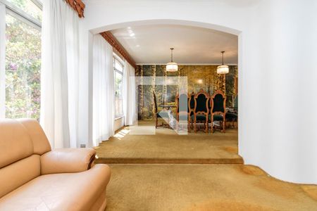 Sala de casa para alugar com 4 quartos, 475m² em Chácara Monte Alegre, São Paulo