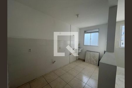 Cozinha  de apartamento para alugar com 2 quartos, 49m² em Humaitá, Porto Alegre