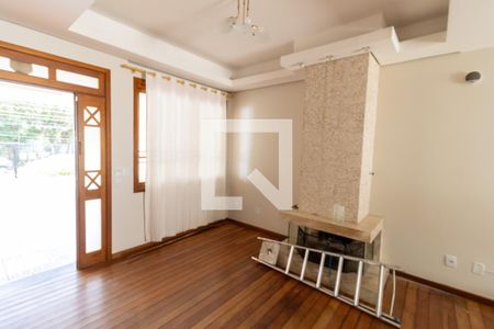 Sala de casa para alugar com 3 quartos, 190m² em Ipanema, Porto Alegre