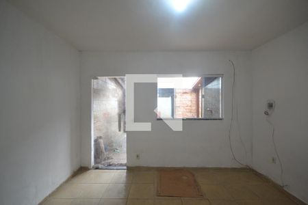 Sala de casa para alugar com 2 quartos, 95m² em Itaipu, Belford Roxo