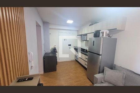 Sala/Cozinha de apartamento para alugar com 2 quartos, 32m² em Vila Graciosa, São Paulo