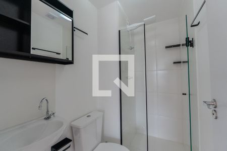 Banheiro de kitnet/studio para alugar com 1 quarto, 25m² em Bela Vista, São Paulo